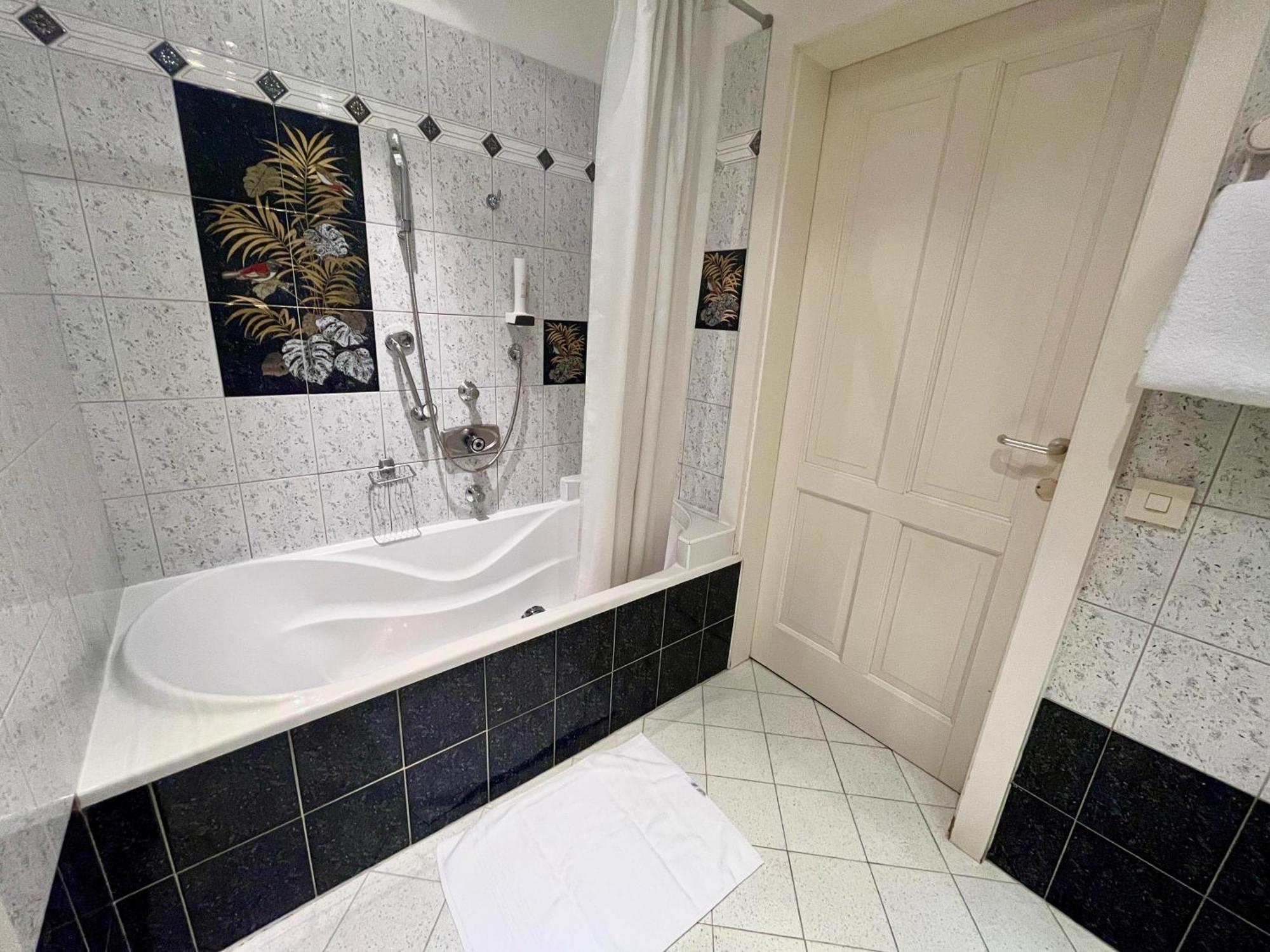 Attergauhof Hotel Sankt Georgen im Attergau Kültér fotó